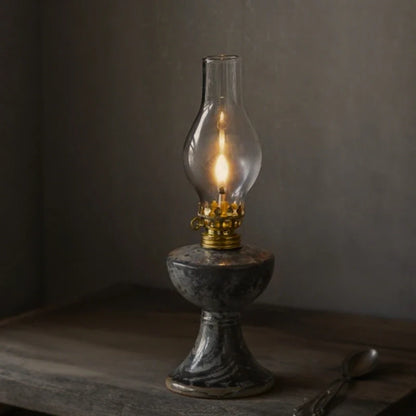 Stillflame™ Oil Lantern